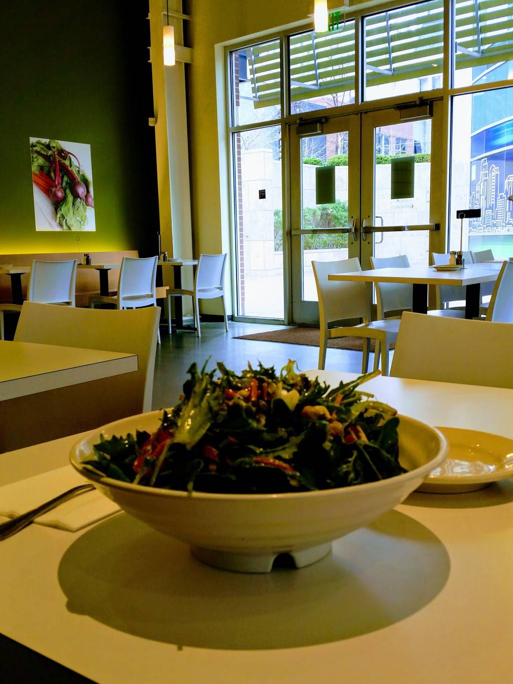 The Mixx | restaurant | 1347 Main St, Kansas City, MO 64105, USA | 8162830300 OR +1 816-283-0300