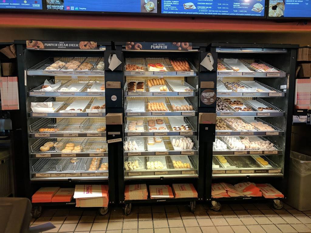 Dunkin | bakery | 712 N Campbell Station Rd, Knoxville, TN 37934, USA | 8656714110 OR +1 865-671-4110