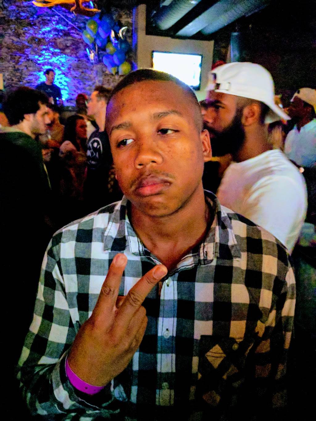 Mad River Manayunk | restaurant | 4100 Main St, Philadelphia, PA 19127, USA | 2154822666 OR +1 215-482-2666