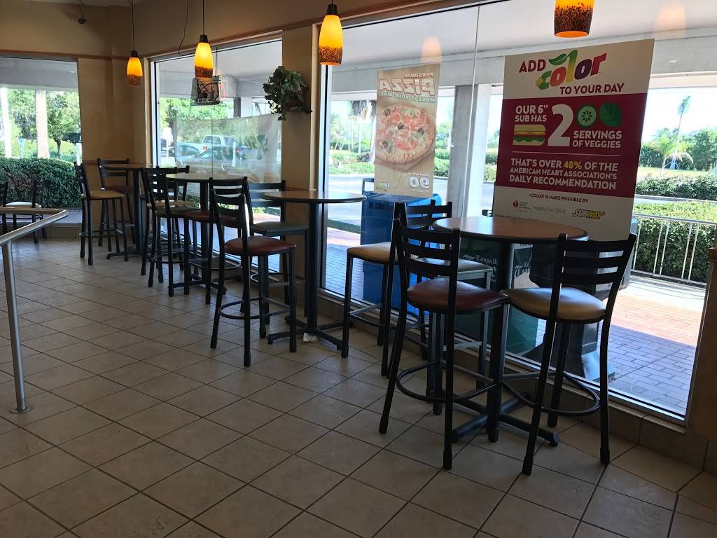 Subway Restaurants | restaurant | Shoppers Village, 5901 Sun Blvd Suite 111, St. Petersburg, FL 33715, USA | 7279060319 OR +1 727-906-0319