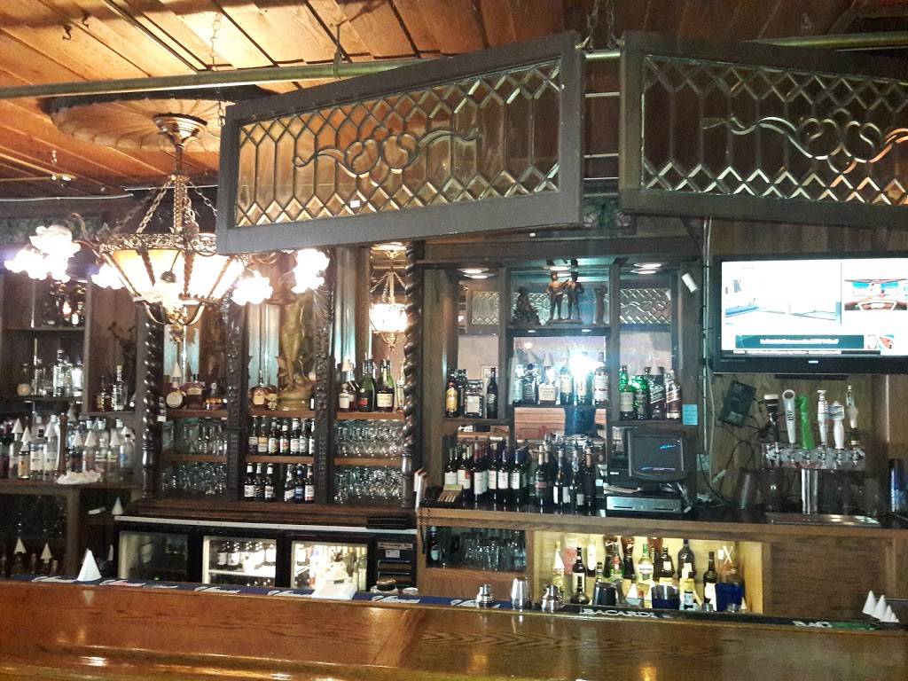 Gullivers Pizza | meal takeaway | 2727 Howard St, Chicago, IL 60645, USA | 7733382166 OR +1 773-338-2166