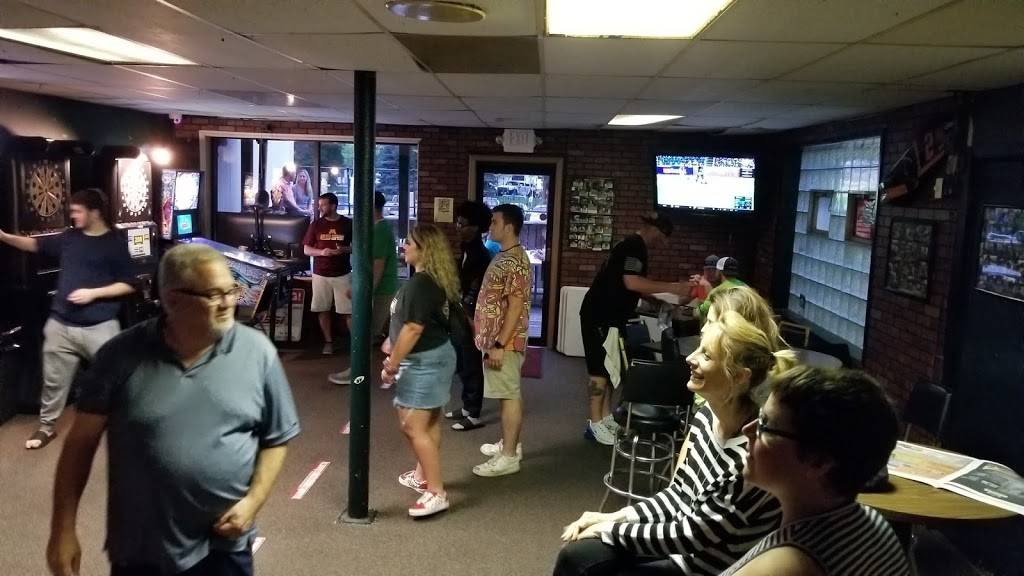 Roddys Bar & Grill | restaurant | 2541 7th Ave E, St Paul, MN 55109, USA | 6517798684 OR +1 651-779-8684