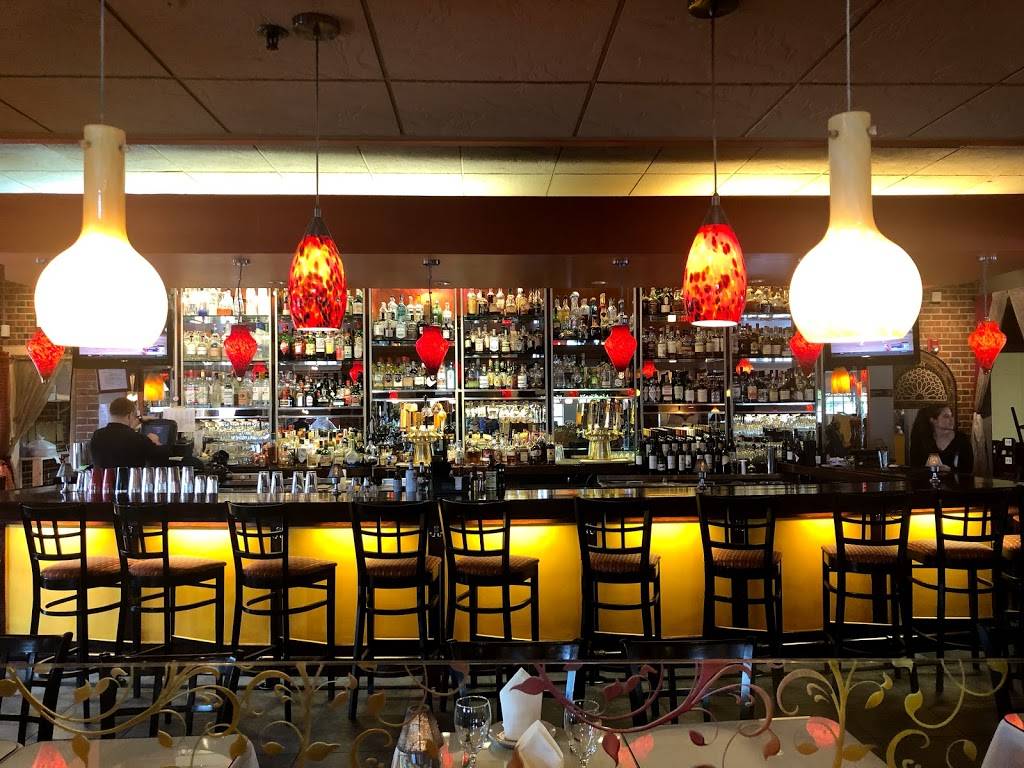 Saffron Grill | restaurant | 2132 N Northgate Way, Seattle, WA 98133, USA | 2064170707 OR +1 206-417-0707