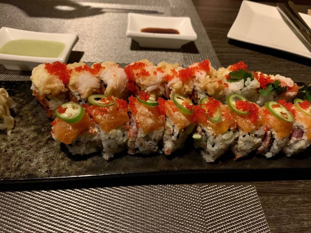 Red Sake | restaurant | 8410 Rea Rd Suite 100, Charlotte, NC 28277, USA | 9804981578 OR +1 980-498-1578