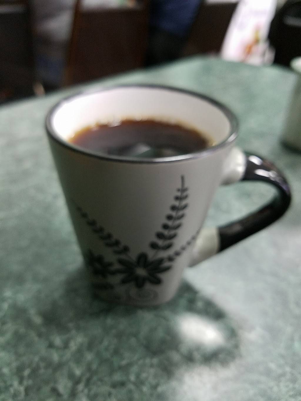 Georges Cafe | restaurant | 4012 43rd St, San Diego, CA 92105, USA | 6196240609 OR +1 619-624-0609