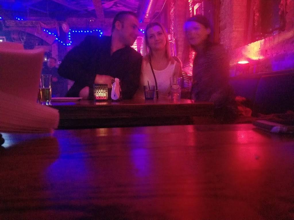 Retro Cafe and Restaurant | restaurant | 3246 N Central Ave, Chicago, IL 60634, USA | 7737777715 OR +1 773-777-7715