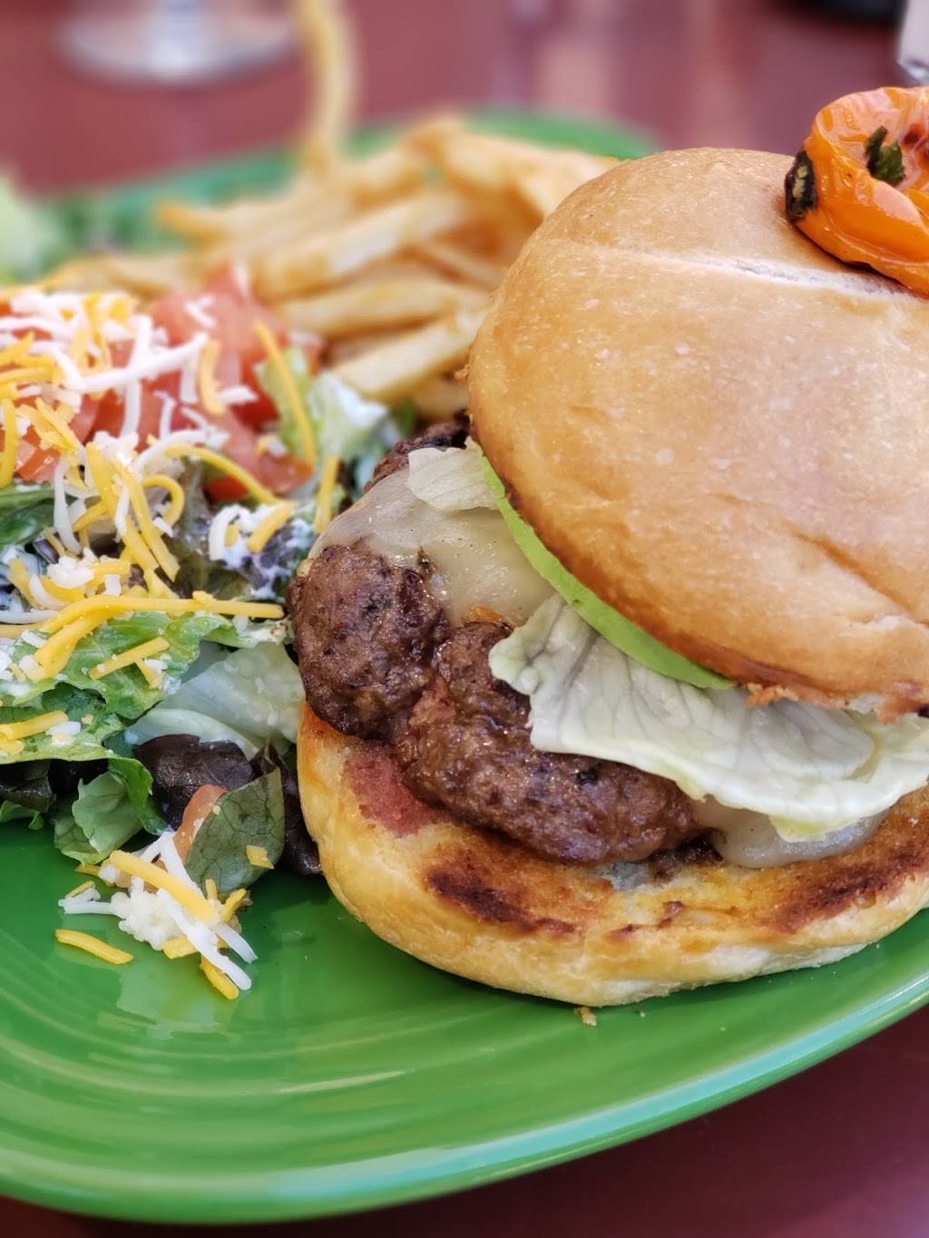 Carlsbad Tavern | restaurant | 3313 North Hayden Road, Scottsdale, AZ 85251, USA | 4809708164 OR +1 480-970-8164