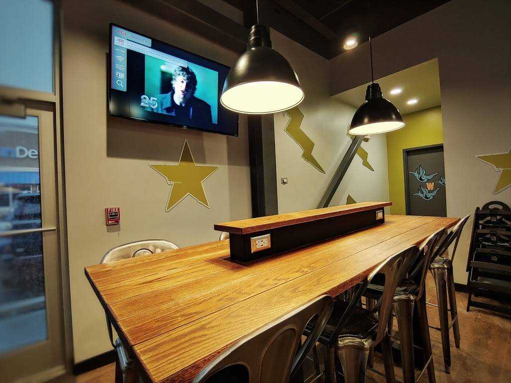 Qdoba | restaurant | 250 Emily Dr, Clarksburg, WV 26301, USA | 3046270032 OR +1 304-627-0032