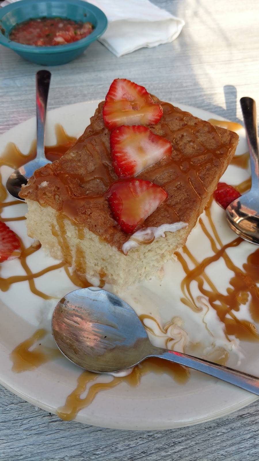 Chuys | restaurant | 21365 Epicerie Plaza, Sterling, VA 20164, USA | 5713131912 OR +1 571-313-1912