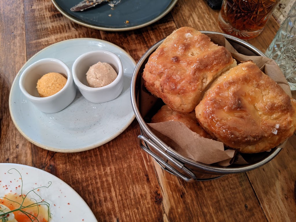 Buttermilk & Bourbon | restaurant | 160 Commonwealth Avenue, Boston, MA 02116, USA | 6172661122 OR +1 617-266-1122