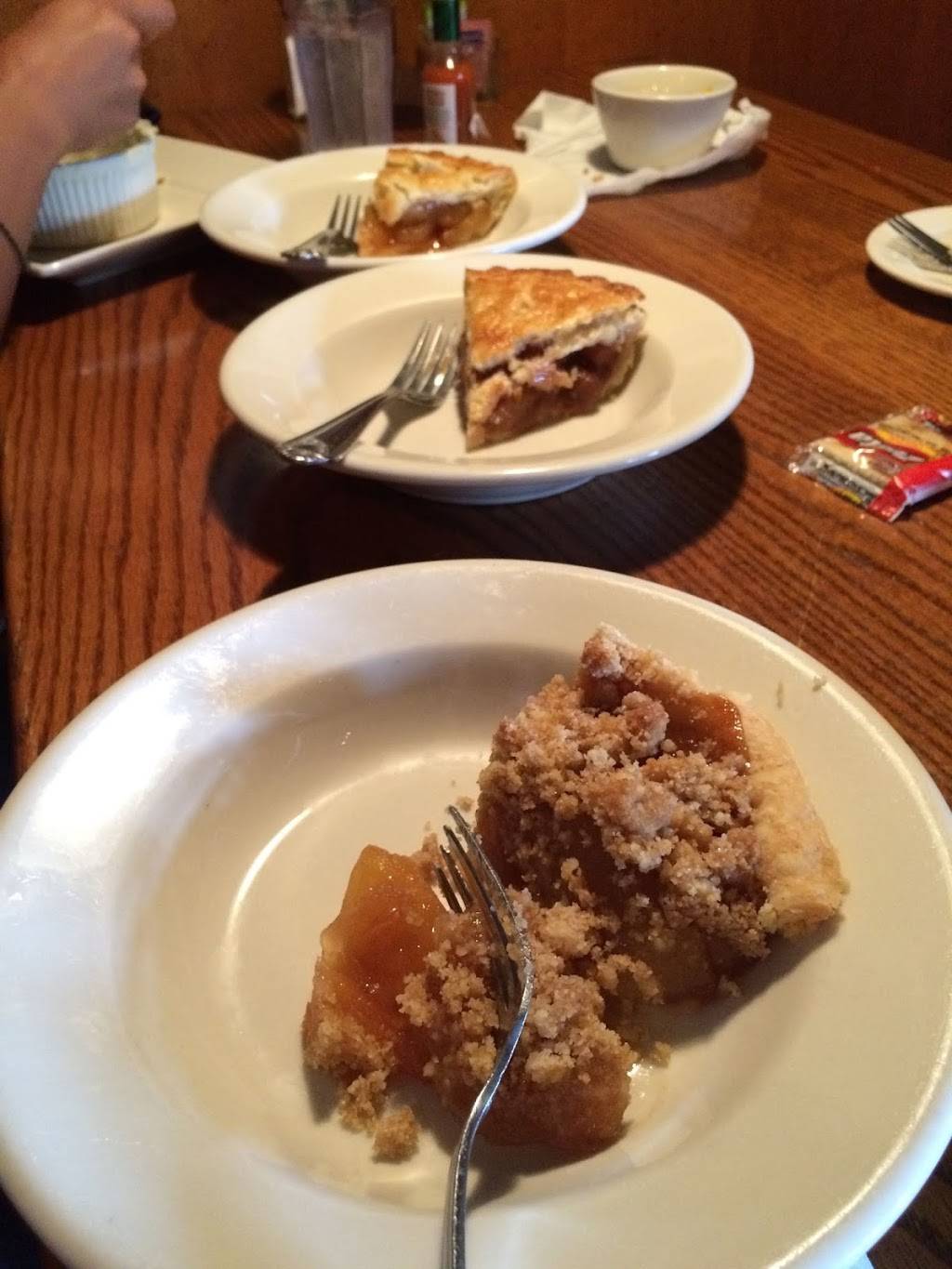 Marie Callenders | bakery | 14743 Ventura Blvd, Sherman Oaks, CA 91403, USA | 8187883983 OR +1 818-788-3983