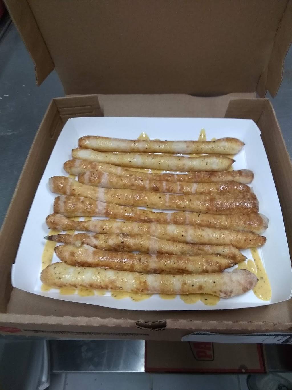 Papa Johns Pizza | restaurant | 3213 Eastway Dr, Charlotte, NC 28205, USA | 7045329293 OR +1 704-532-9293