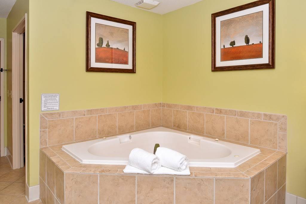 Comfort Inn & Suites Black River Falls I-94 | restaurant | W10170 WI-54 E, Black River Falls, WI 54615, USA | 7156703010 OR +1 715-670-3010