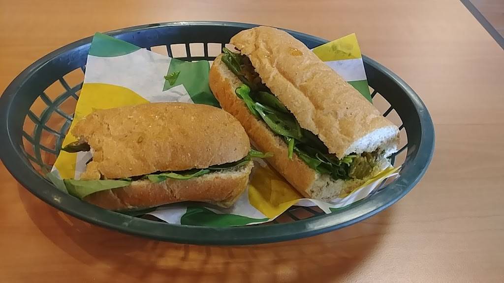 Subway | meal takeaway | 397 Alameda Rd NW, Albuquerque, NM 87114, USA | 5053892690 OR +1 505-389-2690