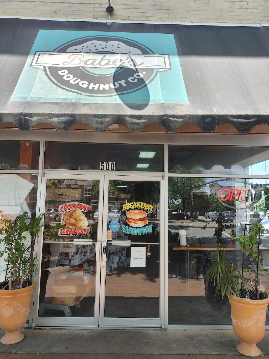 Babes Doughnut | cafe | 500 Greensboro Ave, Tuscaloosa, AL 35401, USA | 2057222154 OR +1 205-722-2154