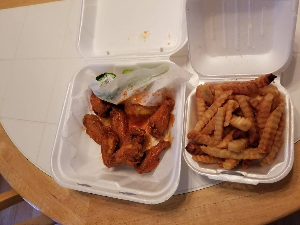 Wings Connection | restaurant | 3055 N Main Street Northwest #101, Kennesaw, GA 30144, USA | 7704221515 OR +1 770-422-1515