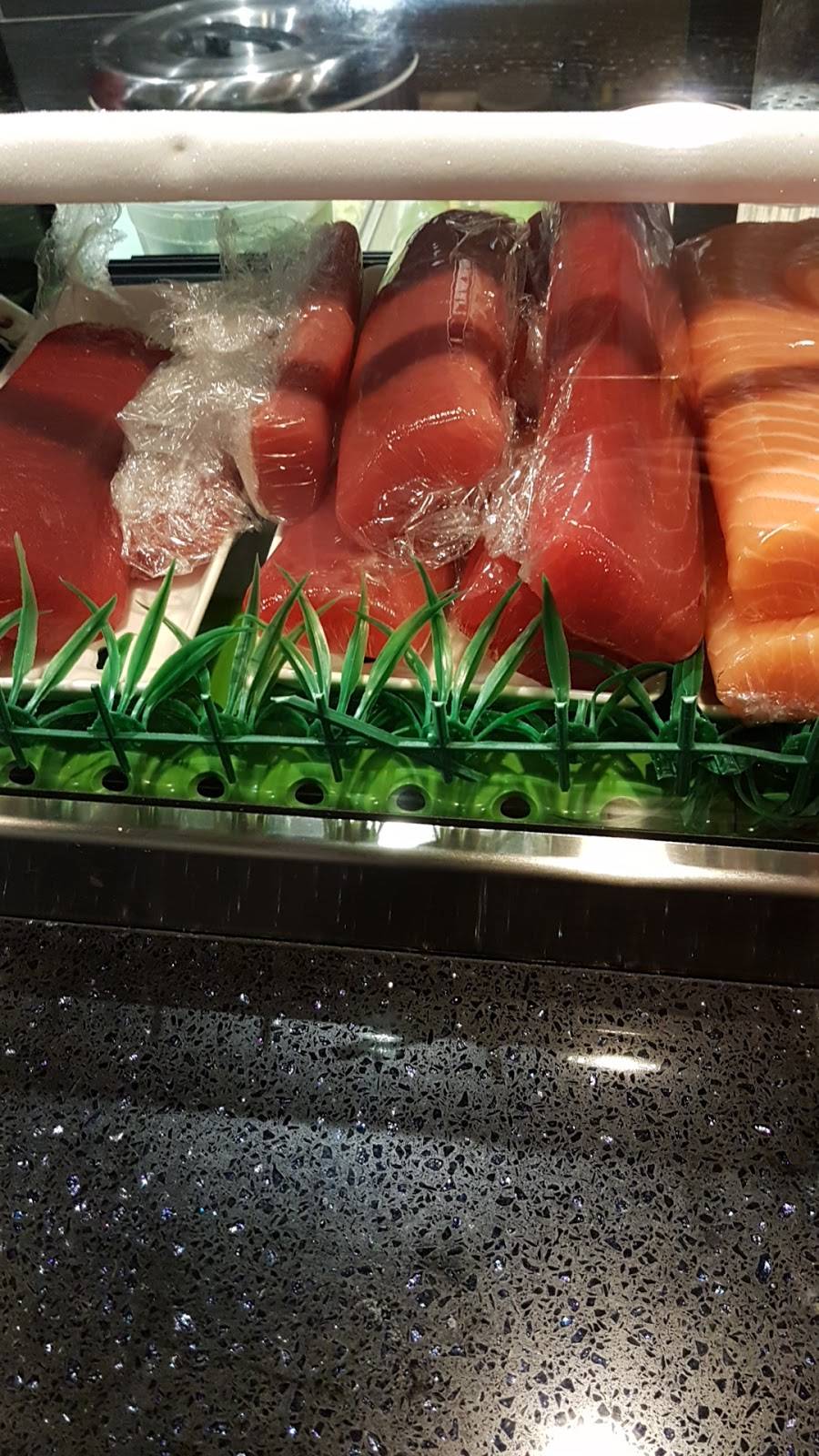 Sushi Me | restaurant | 14-18 150th St, Flushing, NY 11357, USA | 7183579999 OR +1 718-357-9999