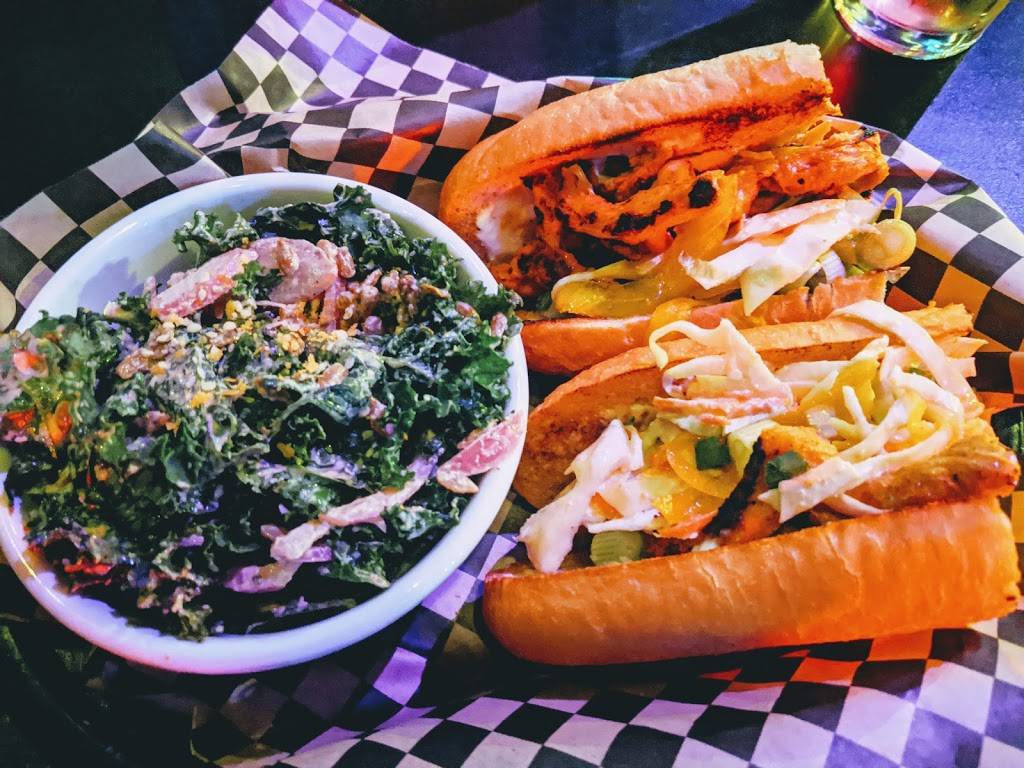 Black Water Bar | restaurant | 835 NE Broadway, Portland, OR 97232, USA | 5032810439 OR +1 503-281-0439