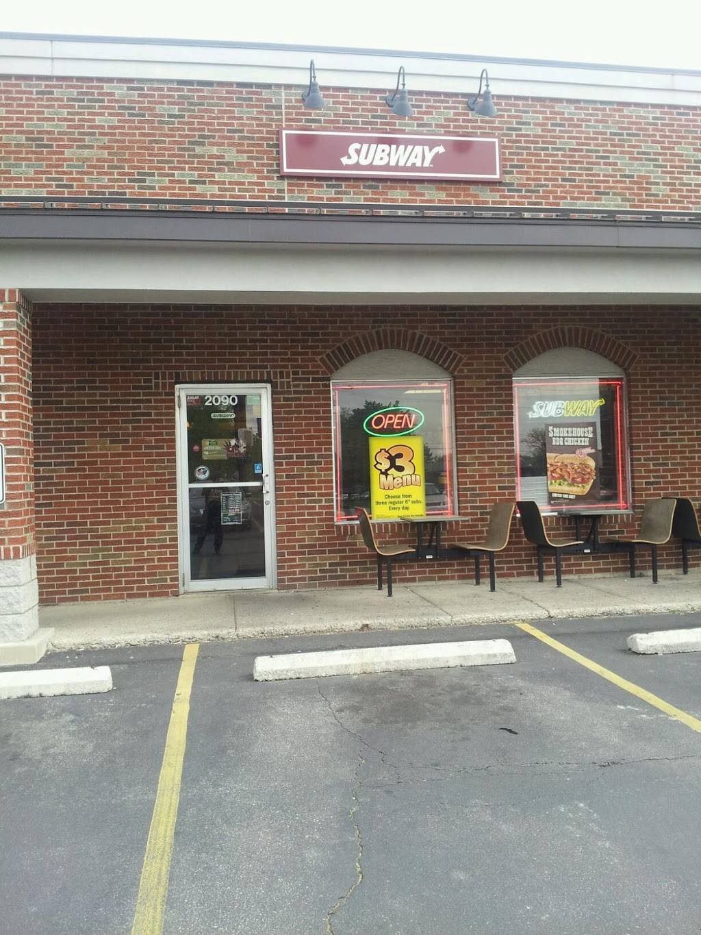 Subway Restaurants | restaurant | 2090 W Henderson Rd, Columbus, OH 43220, USA | 6144574044 OR +1 614-457-4044