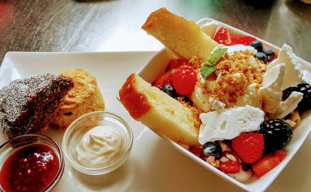 t-buds | restaurant | 3343 Yonge St Fl 2, Toronto, ON M4N 2M4, Canada | 6473523624 OR +1 647-352-3624