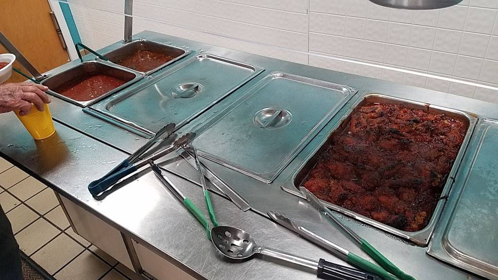 Landmark Restaurant | restaurant | 190 S Lincoln Dr, Troy, MO 63379, USA | 6365286831 OR +1 636-528-6831