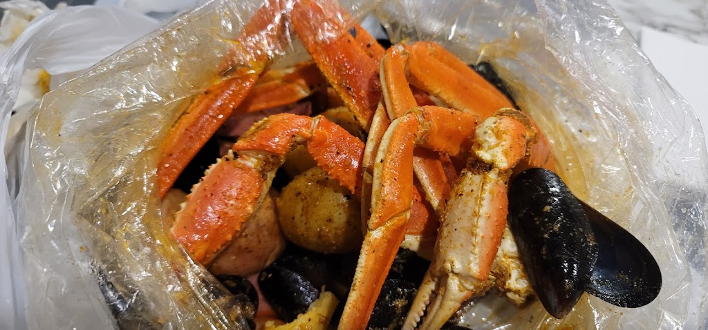 The Crackin Crab | restaurant | 106 S 1st St, Brownfield, TX 79316, USA | 8063325214 OR +1 806-332-5214