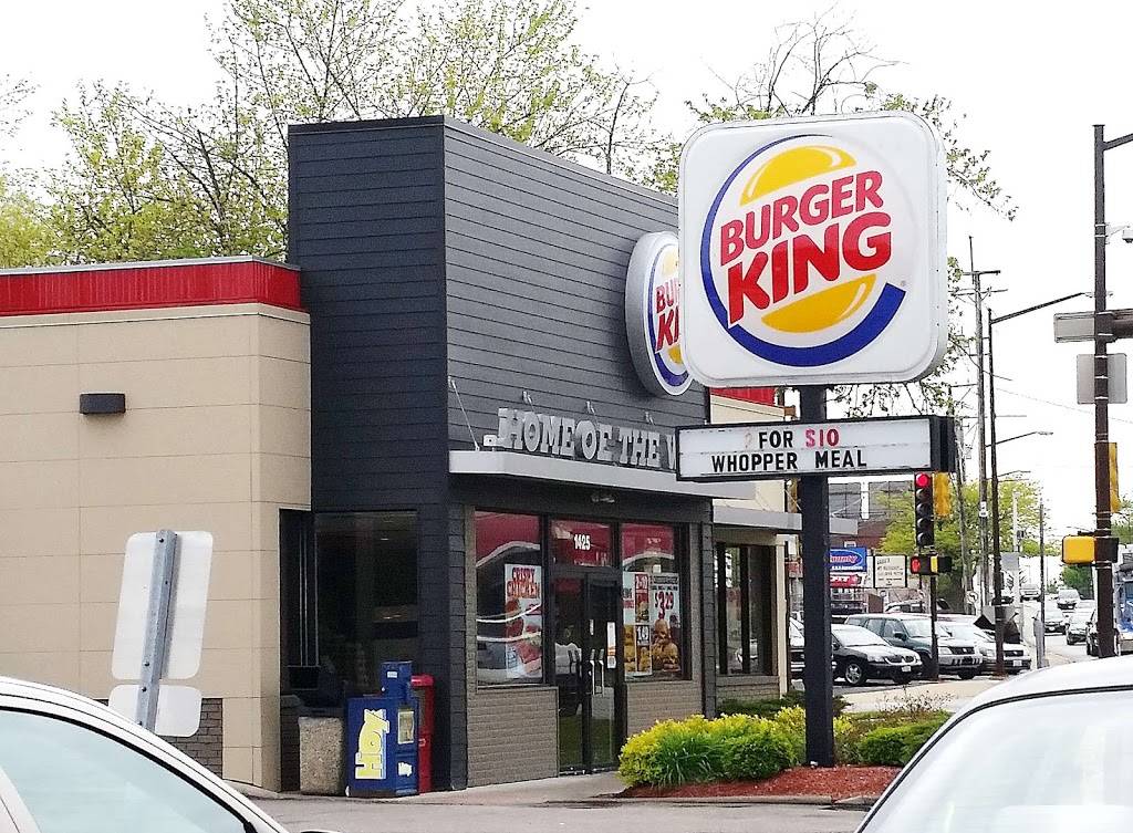 Burger King | restaurant | 1425, Ave, Aurora, IL 60505, USA | 6308984055 OR +1 630-898-4055