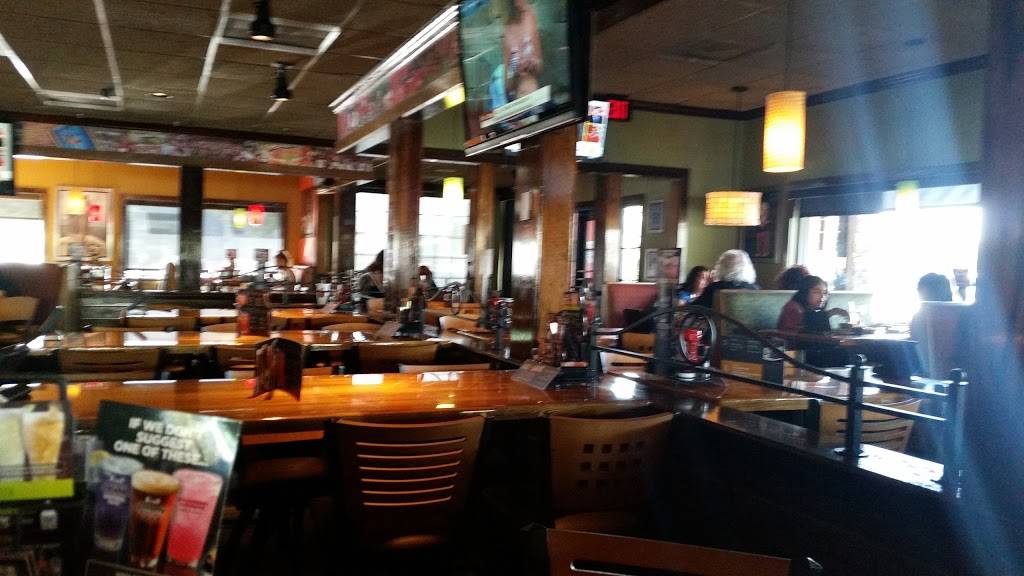 Applebees Grill + Bar | restaurant | 10243 Big Bend Rd, Riverview, FL 33569, USA | 8132369200 OR +1 813-236-9200