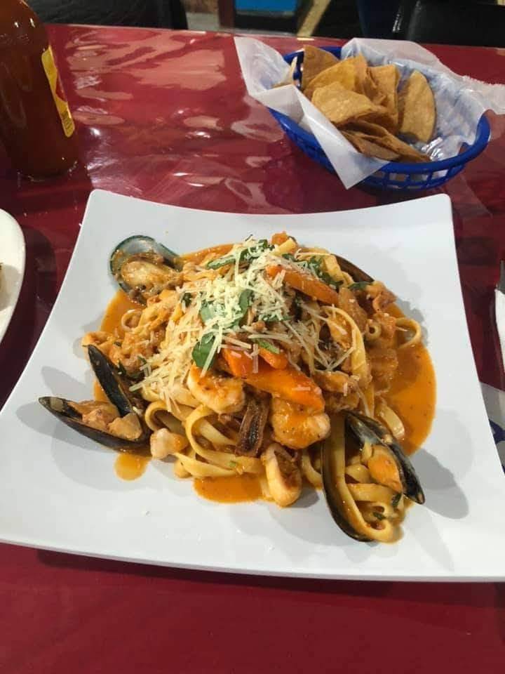 Ostioneria El Marisquero | restaurant | 14364 S Post Oak Rd, Houston, TX 77045, USA | 7137148259 OR +1 713-714-8259