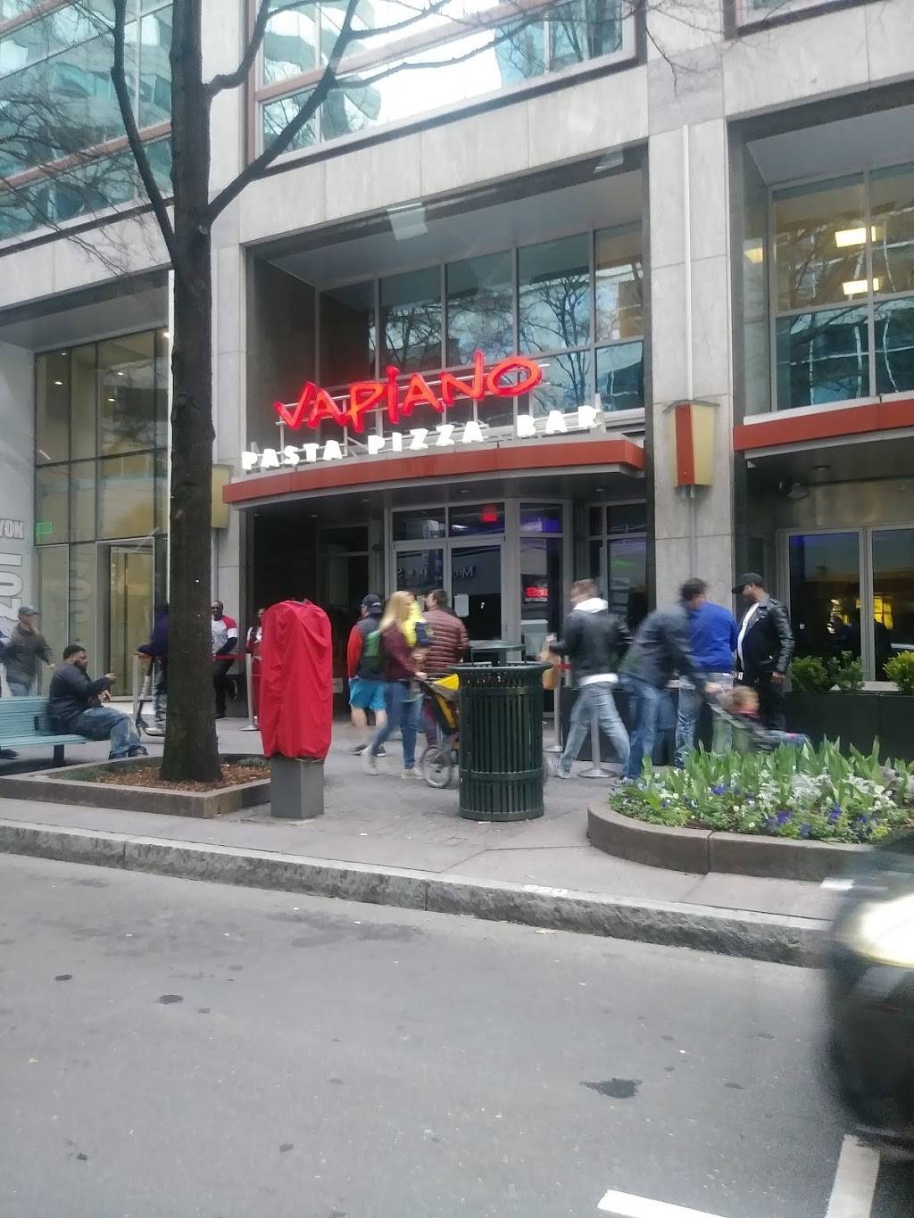 McCormick & Schmicks Seafood & Steaks | restaurant | 200 S Tryon St, Charlotte, NC 28202, USA | 7043770201 OR +1 704-377-0201