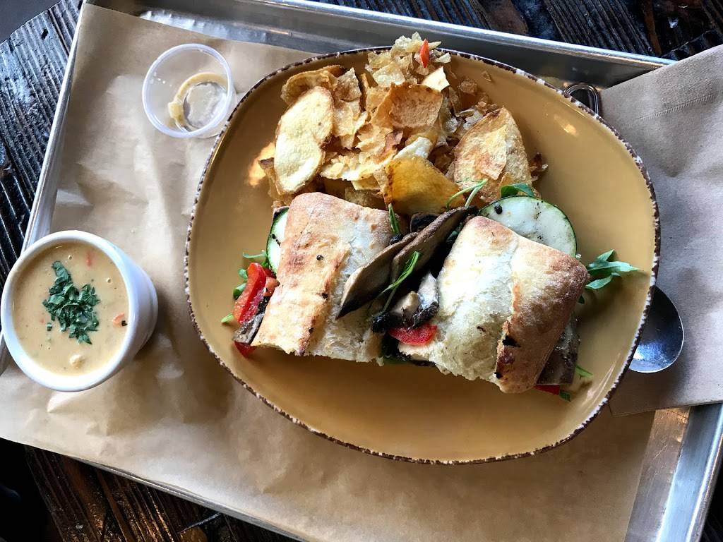 Urban Plates | restaurant | 21857 Ventura Blvd, Woodland Hills, CA 91364, USA | 8185884141 OR +1 818-588-4141