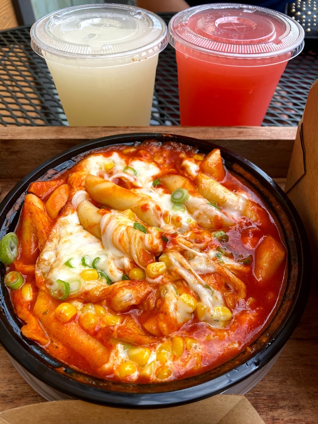 Top Dog | restaurant | 18180 Colima Rd B, Rowland Heights, CA 91748, USA | 6269864028 OR +1 626-986-4028