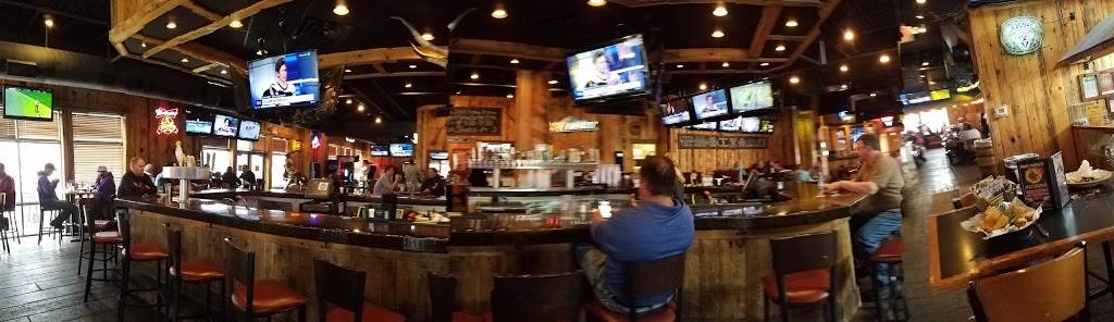 Wild Bills Sports Saloon - Blaine | night club | 10950 Club W Pkwy NE, Blaine, MN 55449, USA | 7637462774 OR +1 763-746-2774