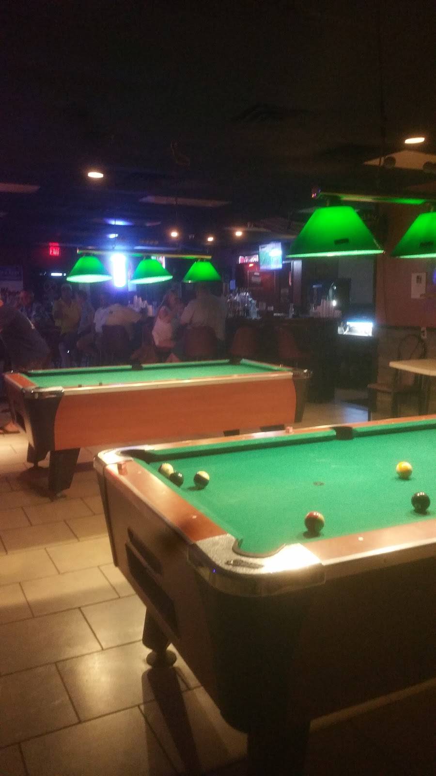 Mile High Club Bar & Grill | restaurant | 2308 Airport Blvd, Cayce, SC 29033, USA | 8039260110 OR +1 803-926-0110