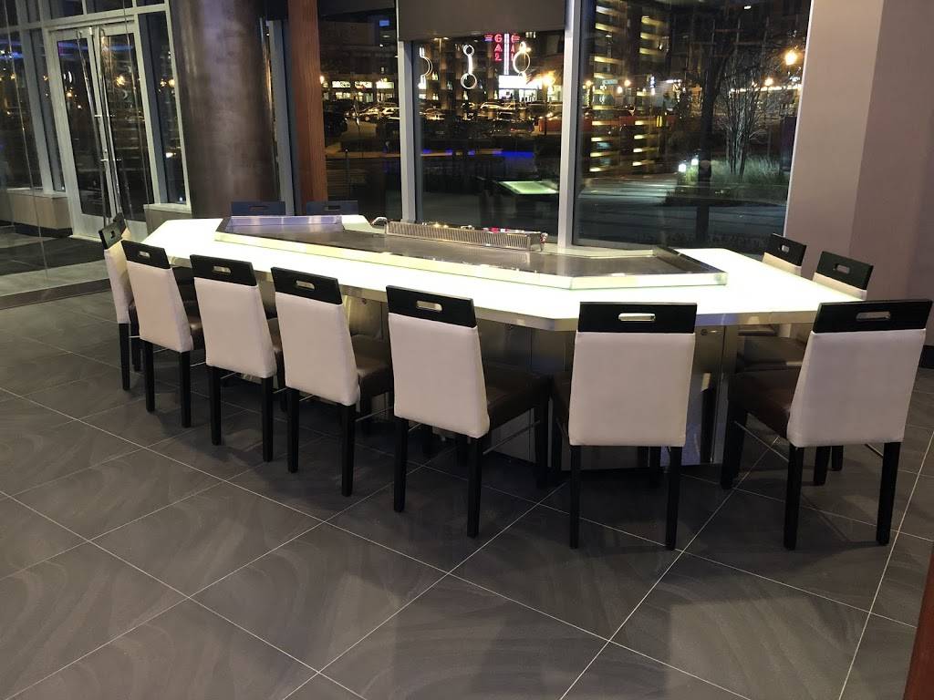 Kabuto Sushi & Hibachi | restaurant | 1 Choice Hotels Cricle R200, Rockville, MD 20850, USA | 3019787923 OR +1 301-978-7923