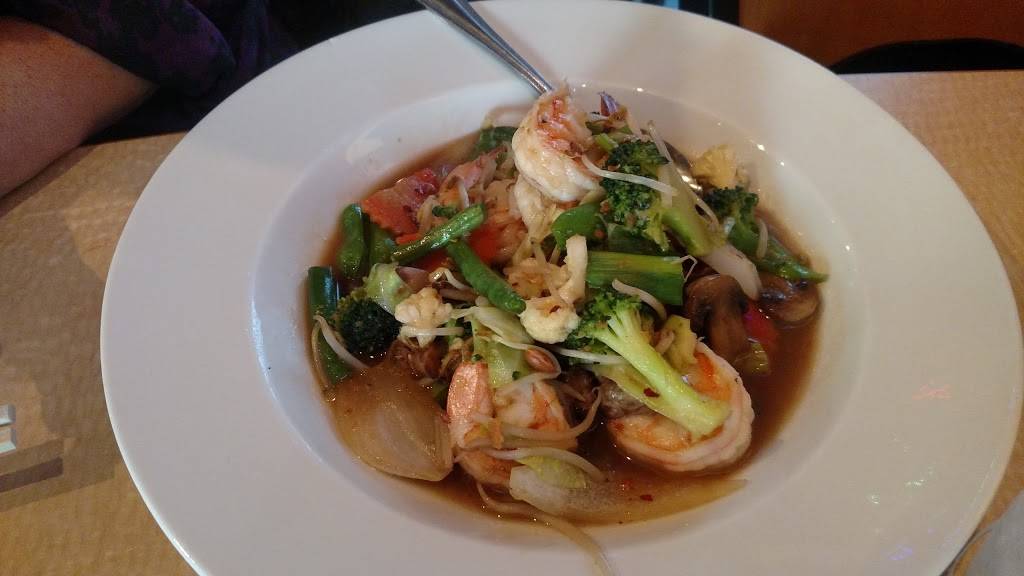 Thai & Fusion Ave | restaurant | 9160 N Fwy Service Rd E #400, Fort Worth, TX 76177, USA | 8177501615 OR +1 817-750-1615