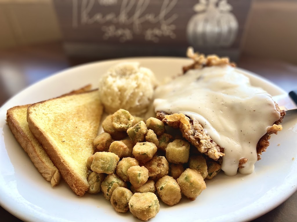 Out Of The Way Cafe | meal takeaway | 11816 PR 37, Lakehills, TX 78063, USA | 8303461255 OR +1 830-346-1255