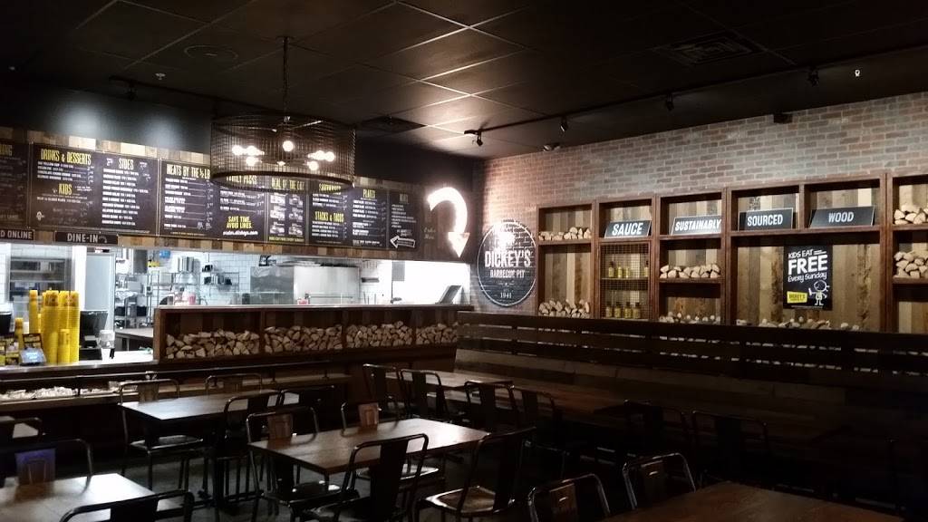 Dickeys Barbecue Pit | restaurant | 12620 Day St, Moreno Valley, CA 92553, USA | 9516531340 OR +1 951-653-1340