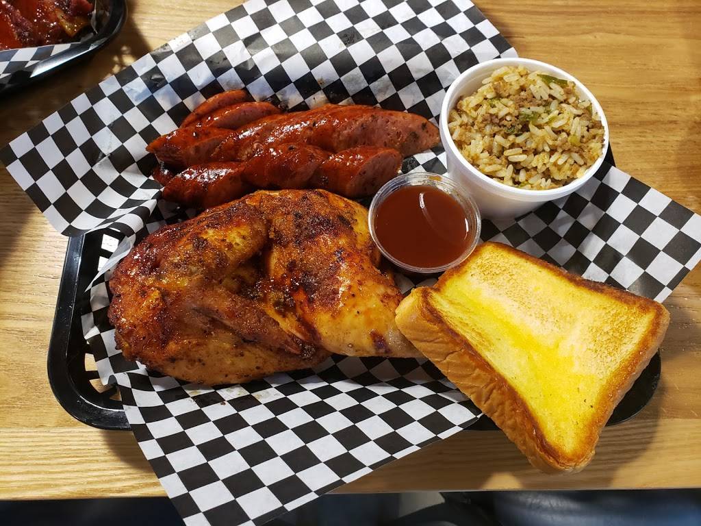 Smokin’ J’s BBQ | restaurant | 102 Broadway St, Minden, LA 71055, USA | 3186399570 OR +1 318-639-9570