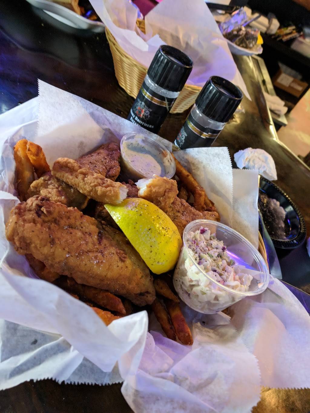 Lazy Flamingo | restaurant | 12951 McGregor Blvd, Fort Myers, FL 33919, USA | 2394769000 OR +1 239-476-9000