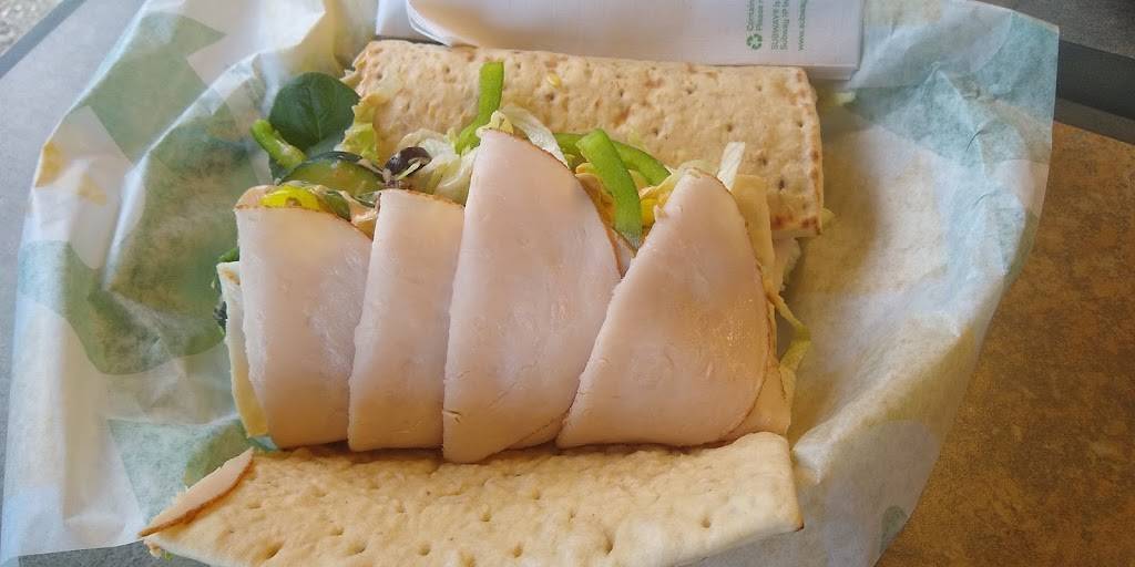 Subway | restaurant | 4 Cunningham Corner, Bella Vista, AR 72714, USA | 4798554822 OR +1 479-855-4822