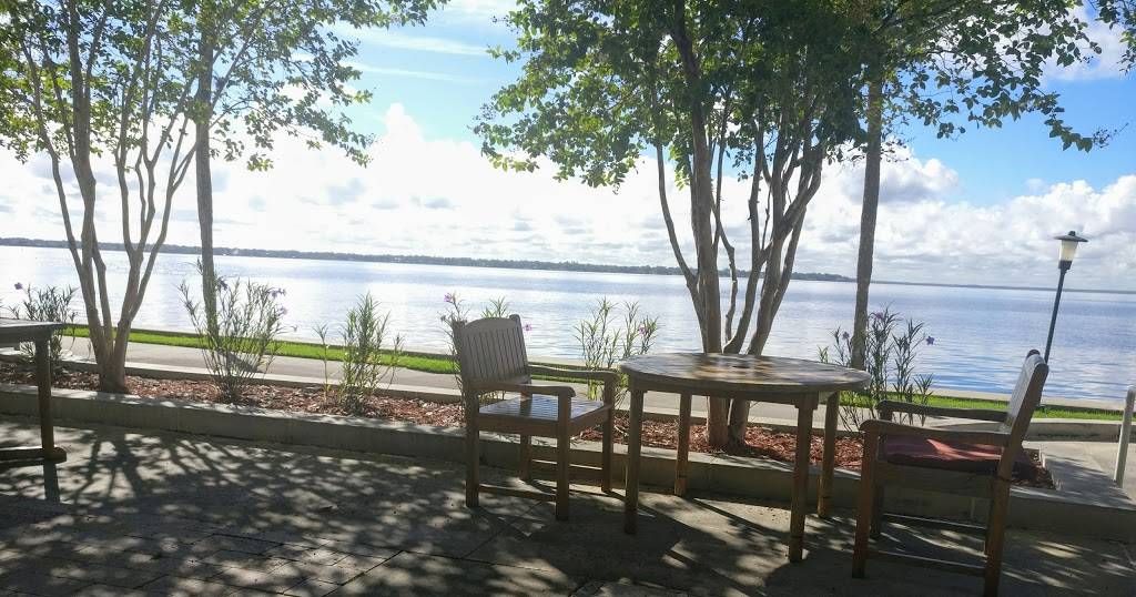 Bergs Bistro | restaurant | 2 Shircliff Way, Jacksonville, FL 32204, USA | 9043087300 OR +1 904-308-7300