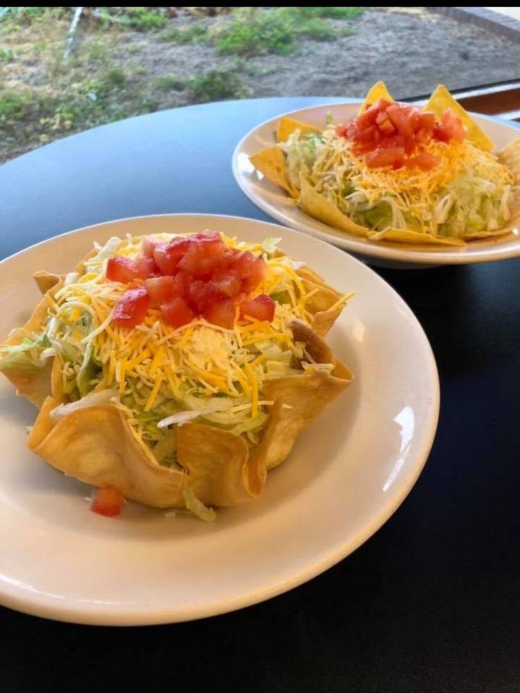 Jonesys Taco House | restaurant | 1117 16th Ave, Council Bluffs, IA 51501, USA | 7123228747 OR +1 712-322-8747