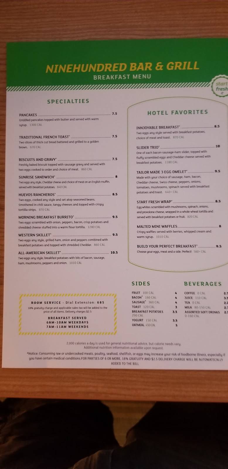 Nine Hundred Bar & Grill | restaurant | 900 Sunland Park Dr, El Paso, TX 79922, USA | 9158332900 OR +1 915-833-2900