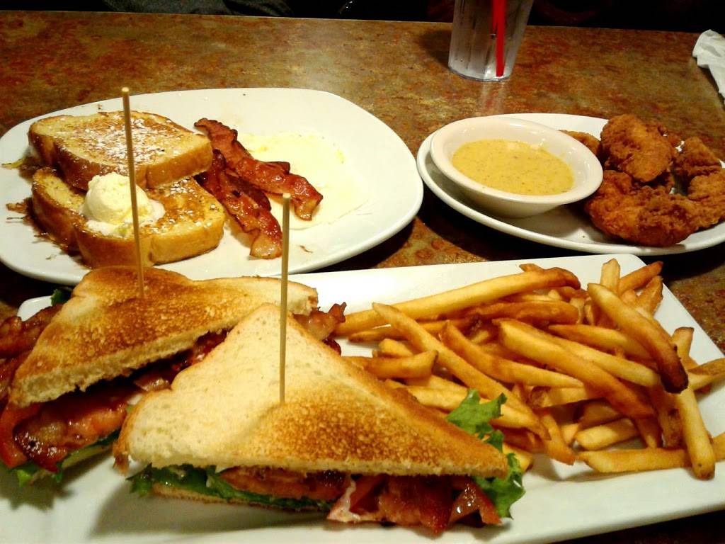 Perkins Restaurant & Bakery | restaurant | 6001 S Salford Blvd, North Port, FL 34287, USA | 9412572130 OR +1 941-257-2130