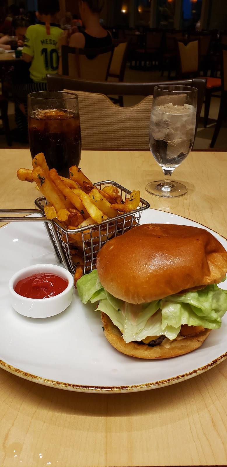 Harvest Bistro | restaurant | 14100 Bonnet Creek Resort Ln, Orlando, FL 32821, USA | 4075973600 OR +1 407-597-3600