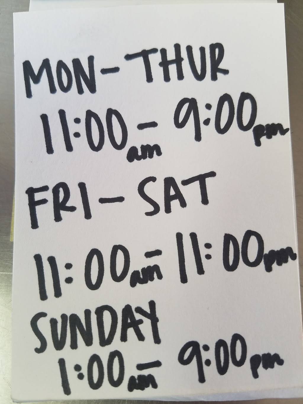 Burger Town | restaurant | 1013 E Irving Blvd, Irving, TX 75060, USA | 9725797100 OR +1 972-579-7100