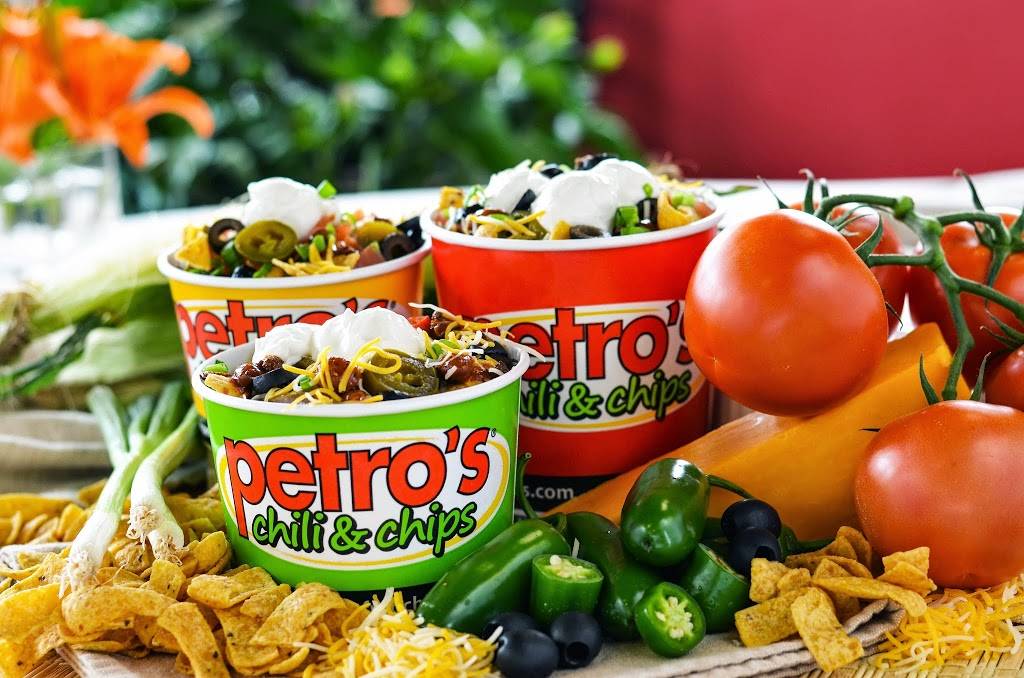 Petros Chili & Chips - Farragut | restaurant | 10518 Kingston Pike, Knoxville, TN 37922, USA | 8655310891 OR +1 865-531-0891