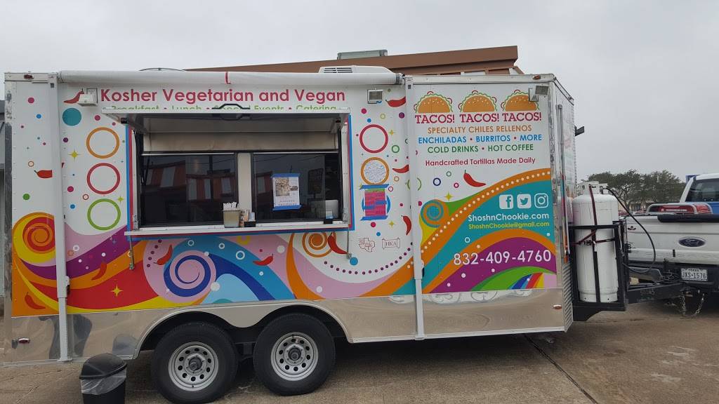 Shosh and Chookies Fresh-Mex | restaurant | 7701 W Bellfort Ave, Houston, TX 77071, USA | 8324094760 OR +1 832-409-4760