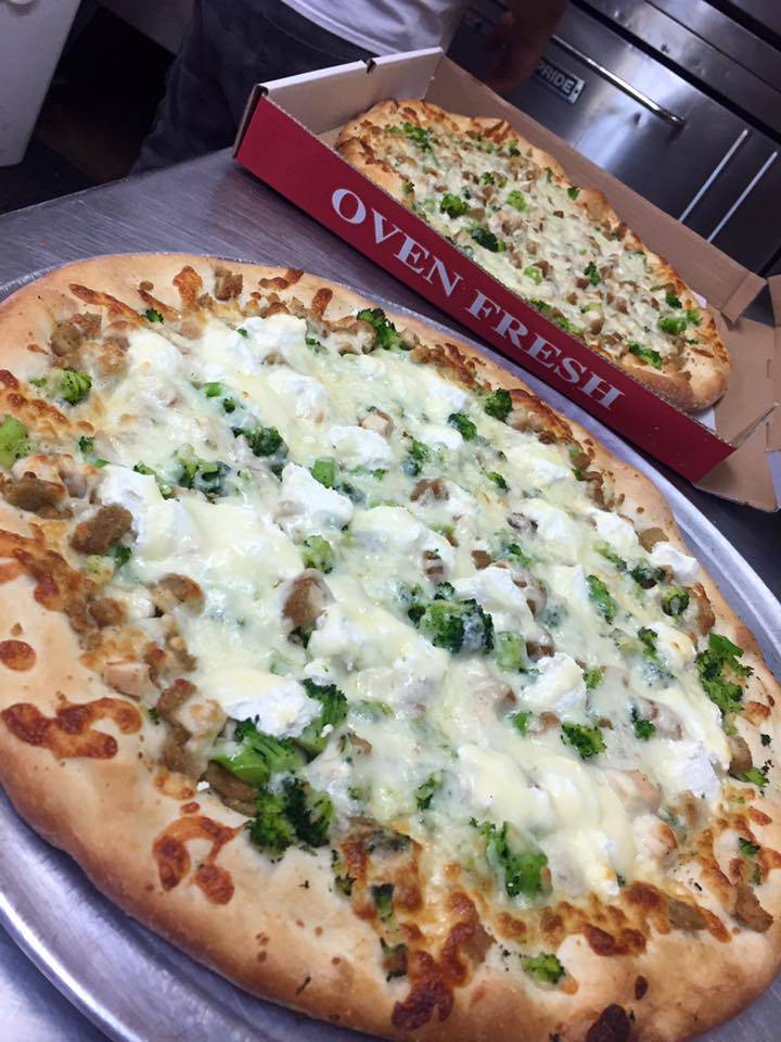 Paradise Pizza | meal delivery | 714 Main St, Oakville, CT 06779, USA | 8602746654 OR +1 860-274-6654